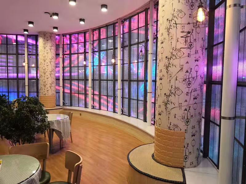 全彩led透明屏價(jià)格是多少錢？